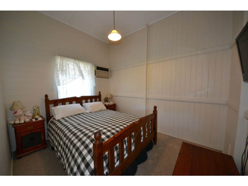 262 Ford Street, Berserker QLD 4701