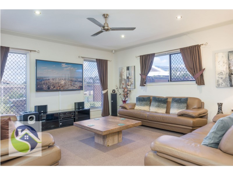 10 Brady Place, Gracemere QLD 4702