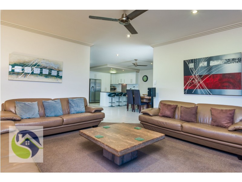 10 Brady Place, Gracemere QLD 4702