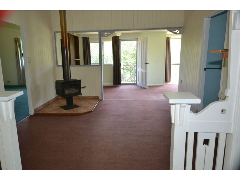 26 River Street, Mount Morgan QLD 4714