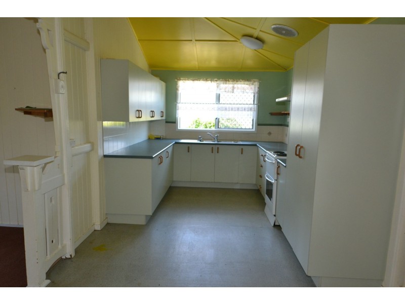 26 River Street, Mount Morgan QLD 4714