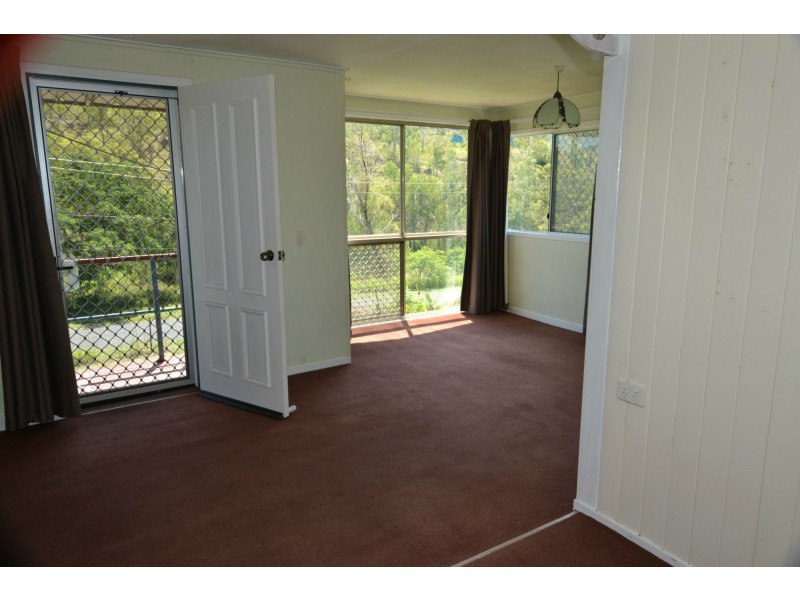 26 River Street, Mount Morgan QLD 4714