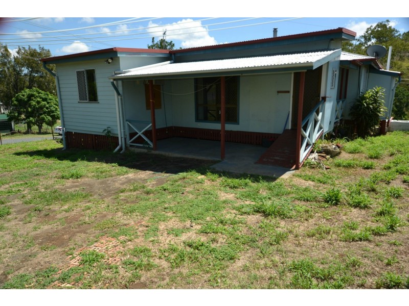 26 River Street, Mount Morgan QLD 4714