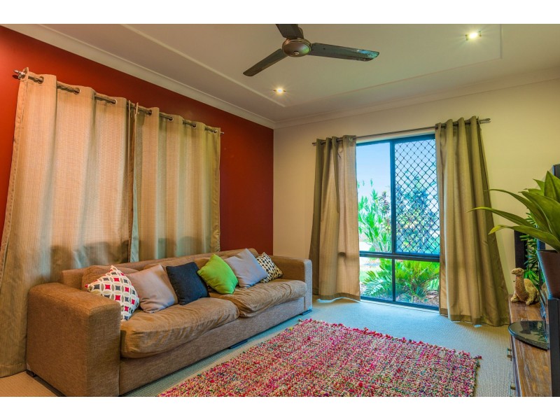19 Broadhurst Drive, Gracemere QLD 4702