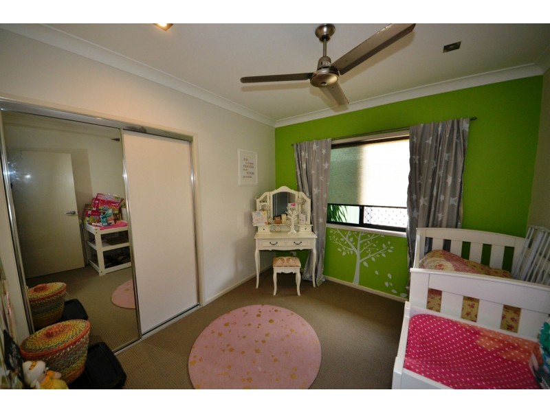 19 Broadhurst Drive, Gracemere QLD 4702