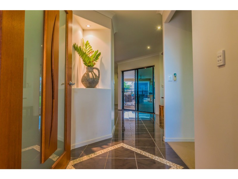 19 Broadhurst Drive, Gracemere QLD 4702