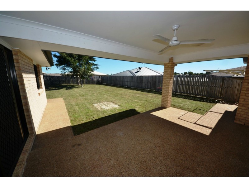 4 Brady Place, Gracemere QLD 4702