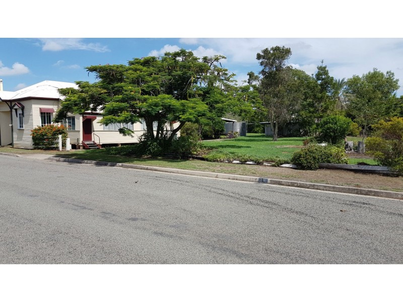 18 – 20 Railway Avenue, Wowan QLD 4702