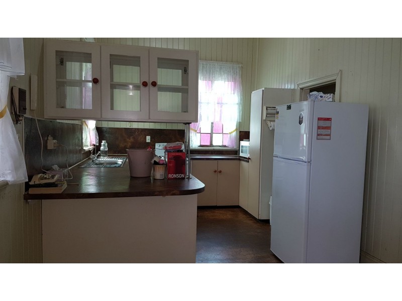 18 – 20 Railway Avenue, Wowan QLD 4702