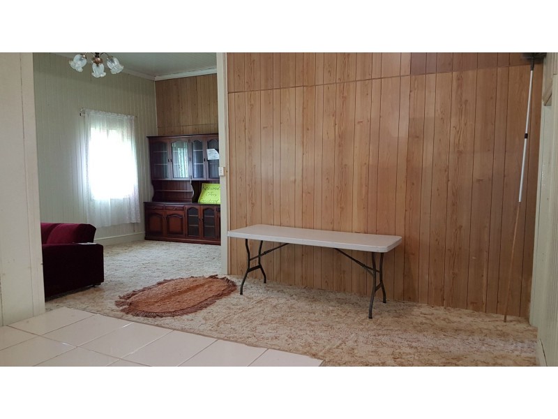 18 – 20 Railway Avenue, Wowan QLD 4702