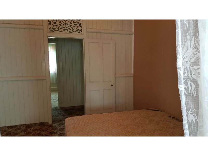 18 – 20 Railway Avenue, Wowan QLD 4702