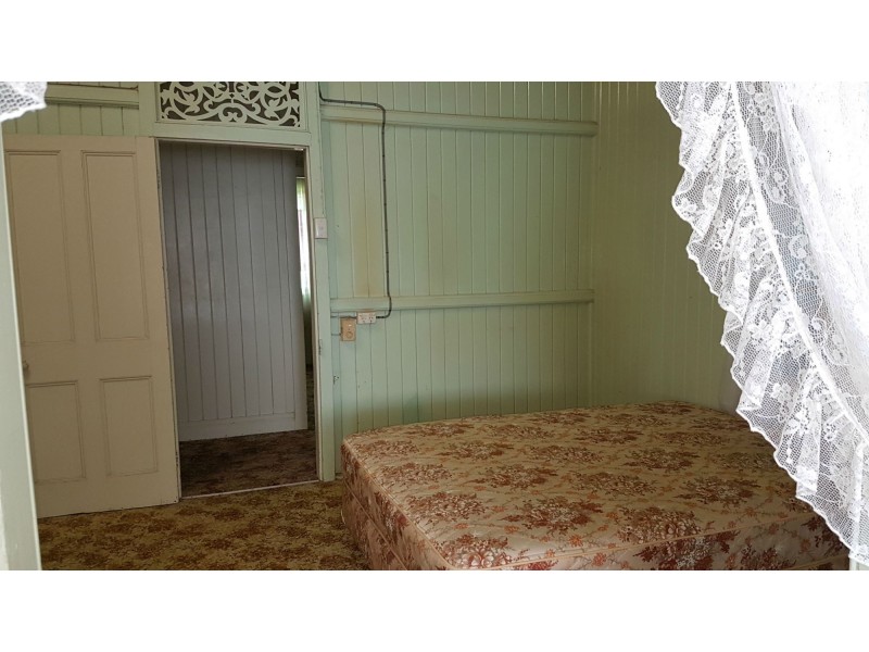 18 – 20 Railway Avenue, Wowan QLD 4702