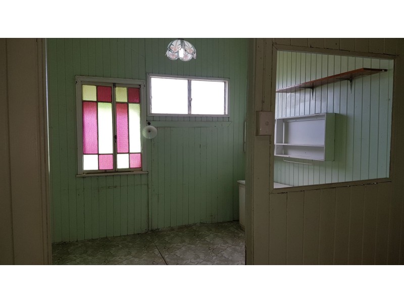 18 – 20 Railway Avenue, Wowan QLD 4702