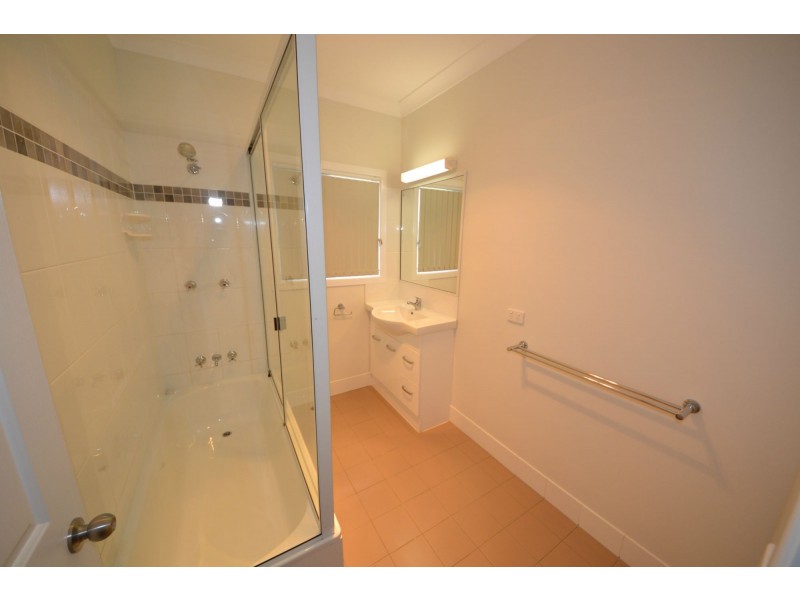 6 Richmont Drive, Bouldercombe QLD 4702