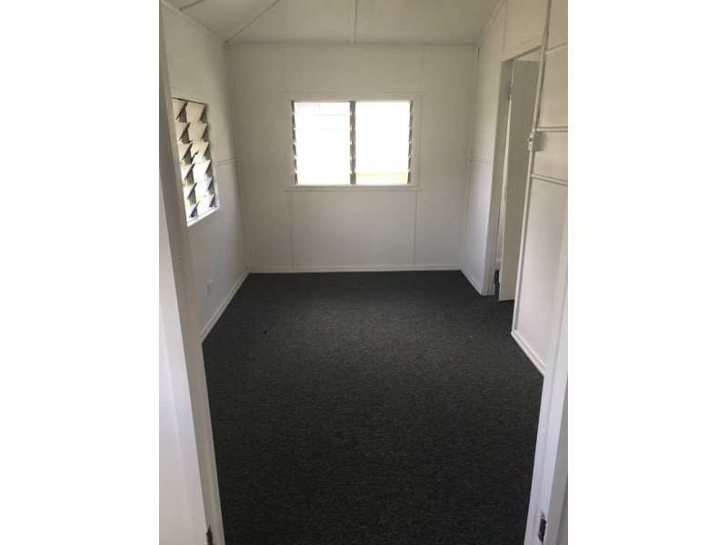 54 James Street, Mount Morgan QLD 4714