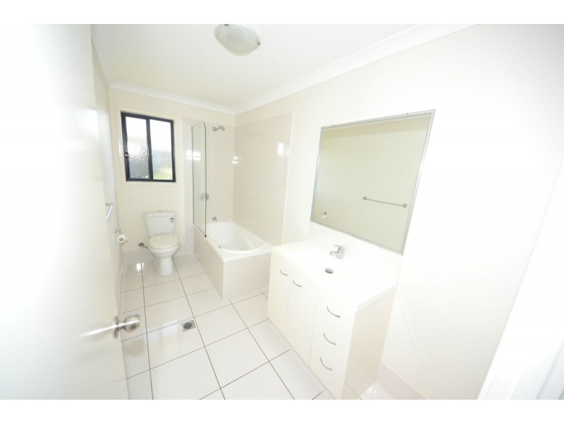 18 Marc Crescent, Gracemere QLD 4702