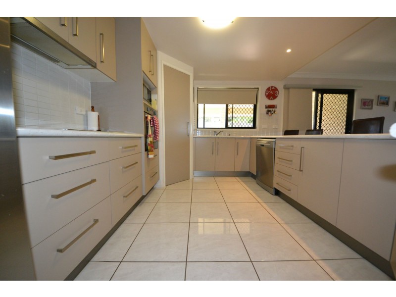 13 Broadhurst Drive, Gracemere QLD 4702