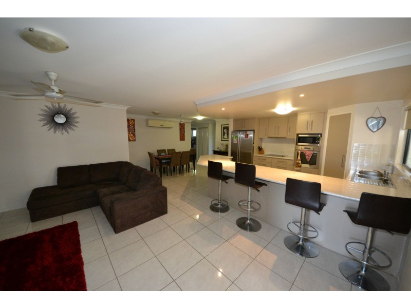 13 Broadhurst Drive, Gracemere QLD 4702