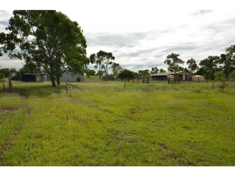 56 Rayner Road, Alton Downs QLD 4702