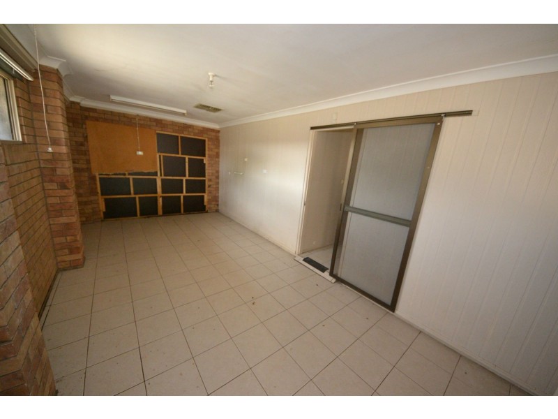 2C Buxton Drive, Gracemere QLD 4702