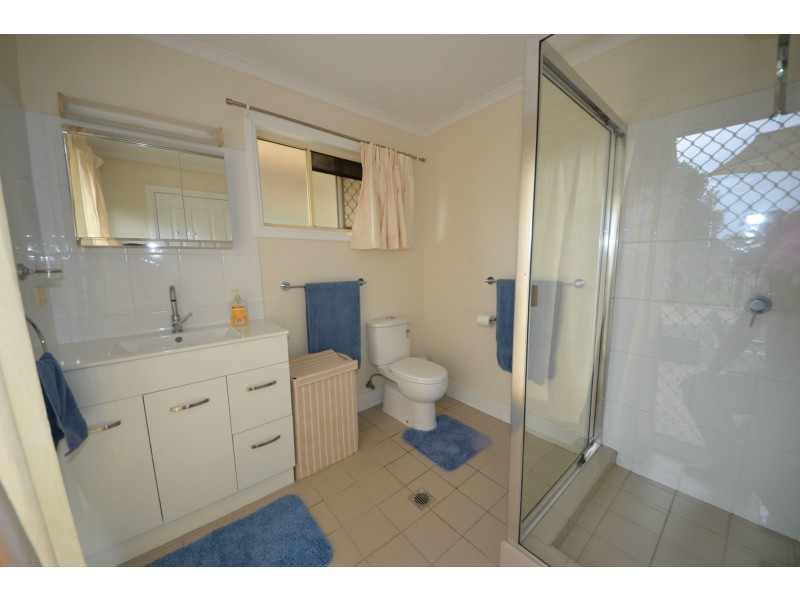 7 Gleeson Close, Gracemere QLD 4702