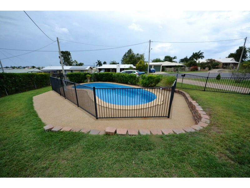 7 Gleeson Close, Gracemere QLD 4702