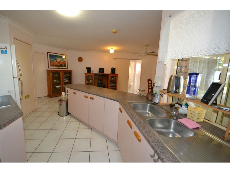 5 Rosewood Avenue, Gracemere QLD 4702