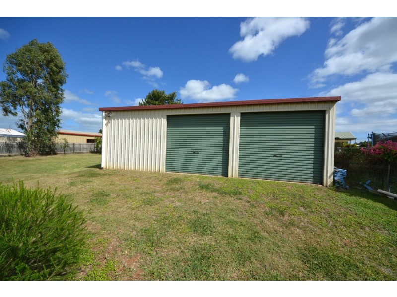 2 Schirmer Close, Gracemere QLD 4702