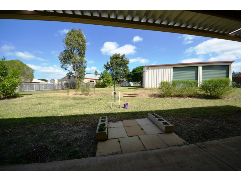 2 Schirmer Close, Gracemere QLD 4702