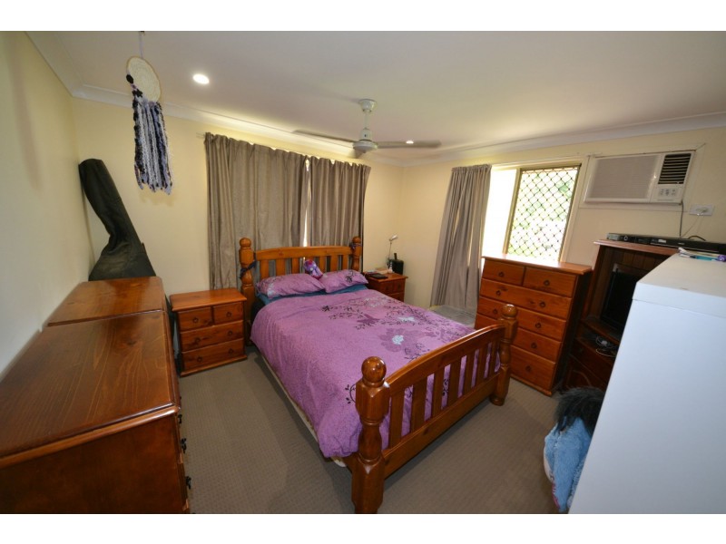 2 Schirmer Close, Gracemere QLD 4702
