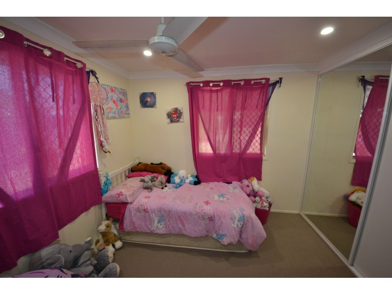 2 Schirmer Close, Gracemere QLD 4702