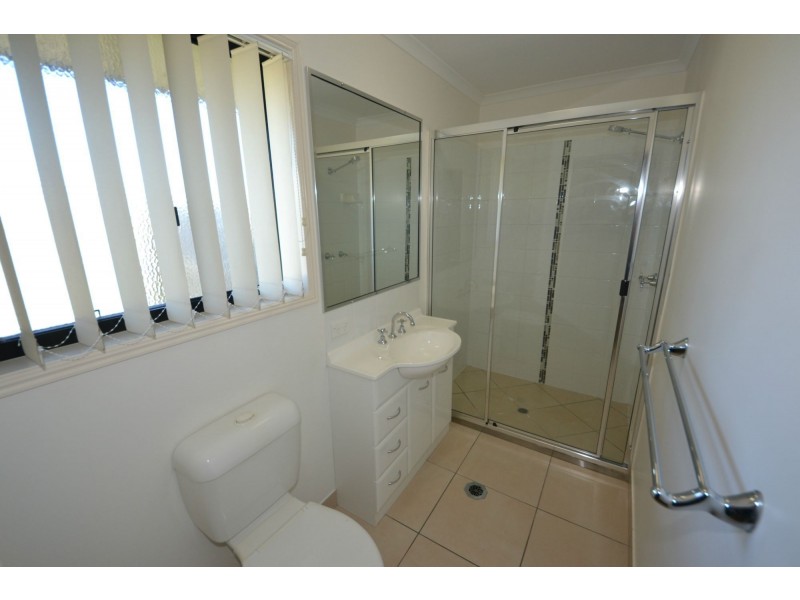 10 Rosella Drive, Gracemere QLD 4702