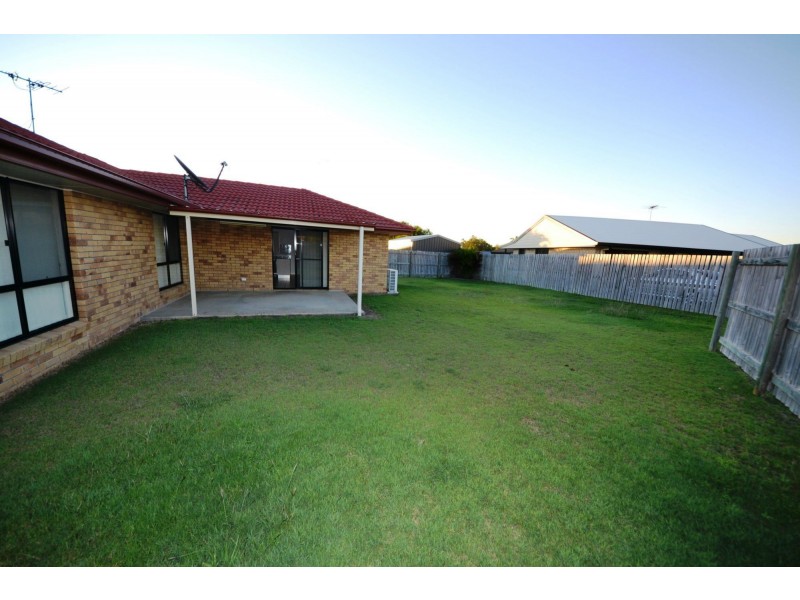 10 Rosella Drive, Gracemere QLD 4702