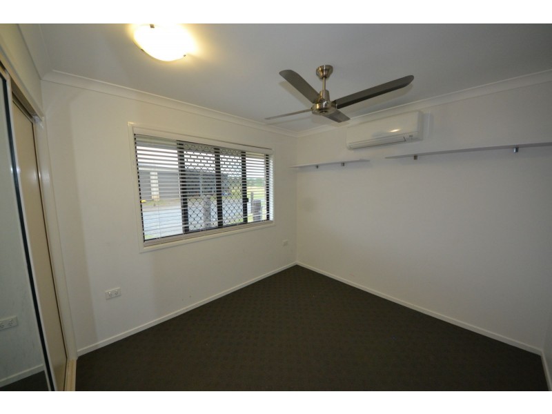 19 Robertson Road, Gracemere QLD 4702