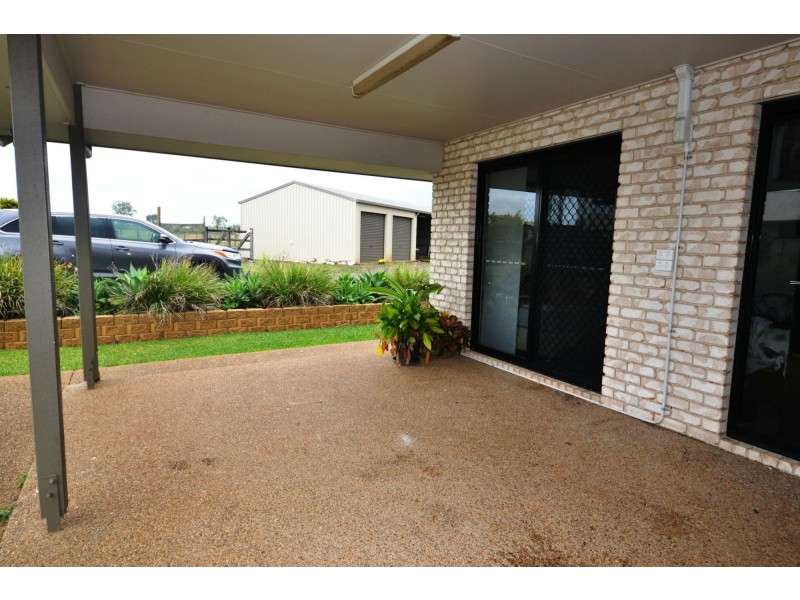 19 Robertson Road, Gracemere QLD 4702