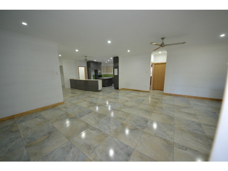 43 Elizabeth Street, Gracemere QLD 4702