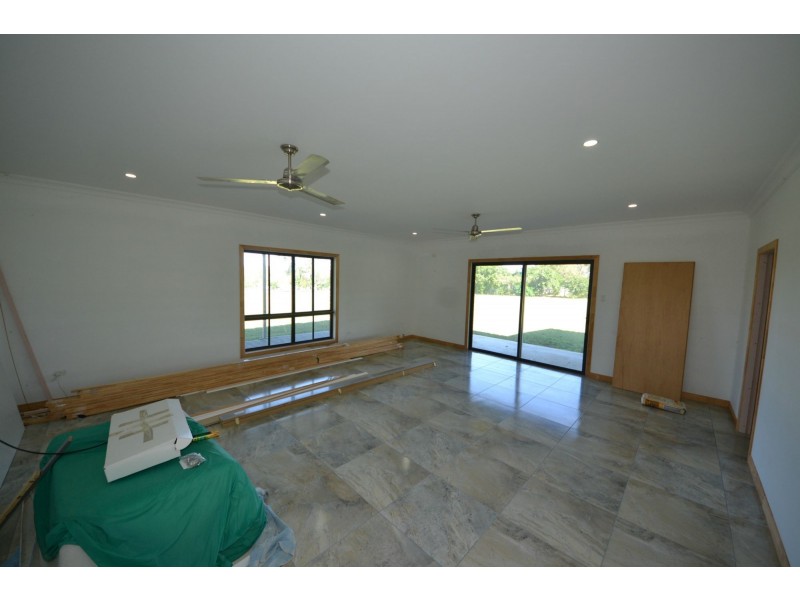 43 Elizabeth Street, Gracemere QLD 4702