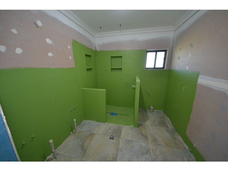 43 Elizabeth Street, Gracemere QLD 4702