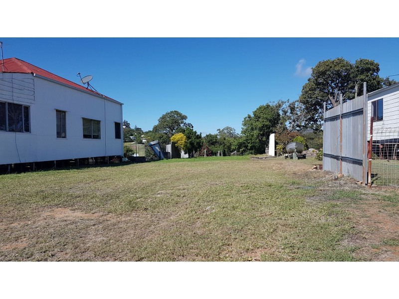 6 Gordon Street, Mount Morgan QLD 4714