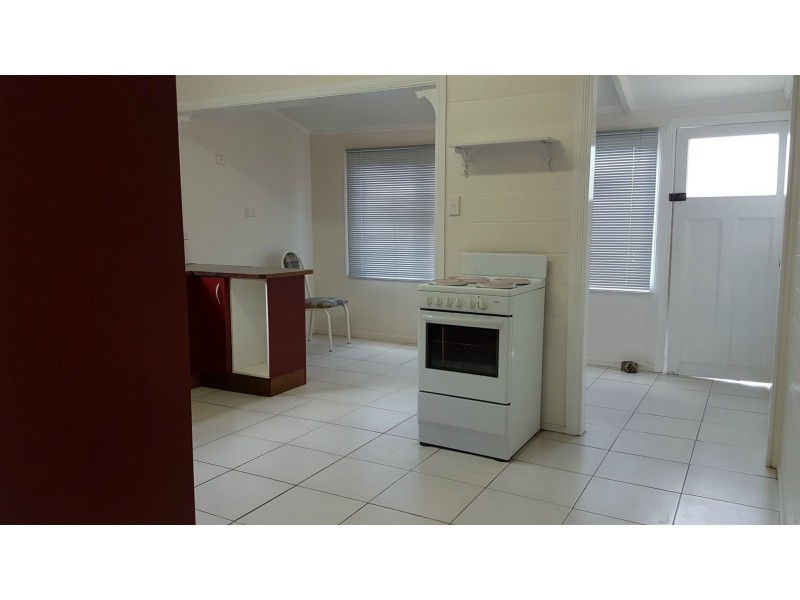 15 Grey Street, Walterhall QLD 4714