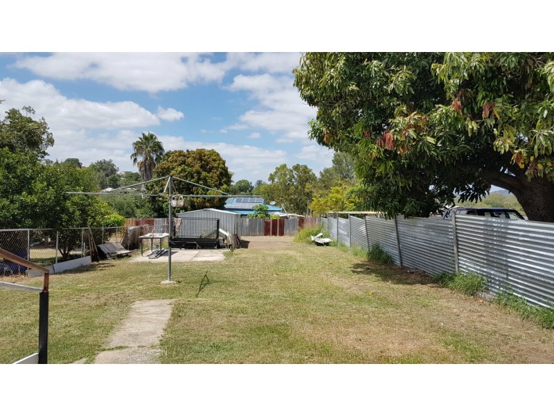 15 Grey Street, Walterhall QLD 4714