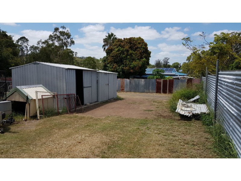 15 Grey Street, Walterhall QLD 4714