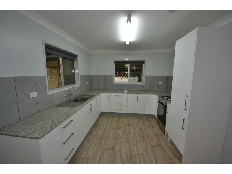 17 Reservoir Street, Gracemere QLD 4702