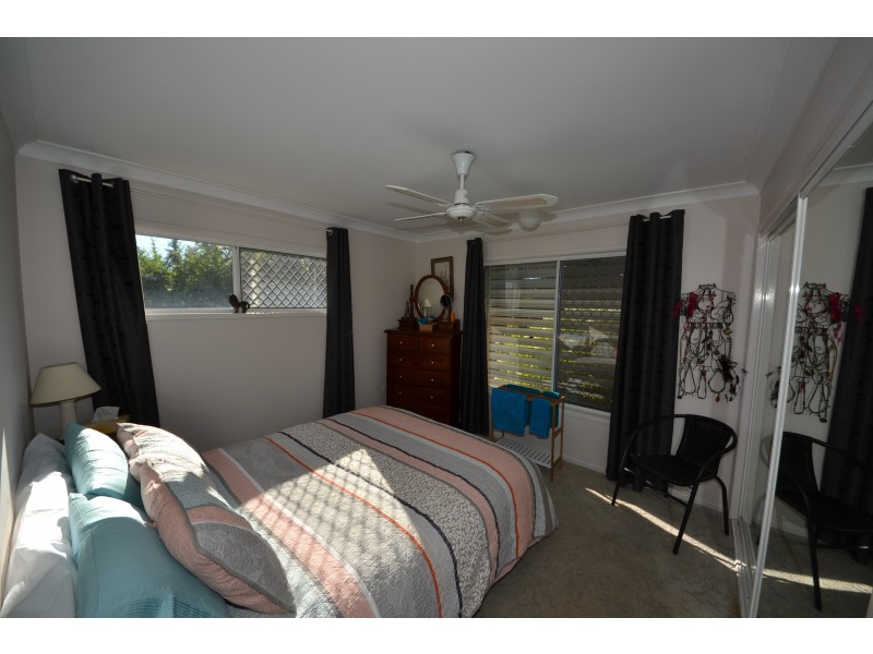 6 Deakin Cl, Gracemere QLD 4702