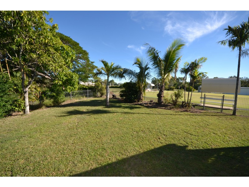 6 Deakin Cl, Gracemere QLD 4702