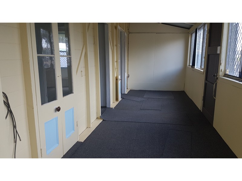 26 Central St, Mount Morgan QLD 4714