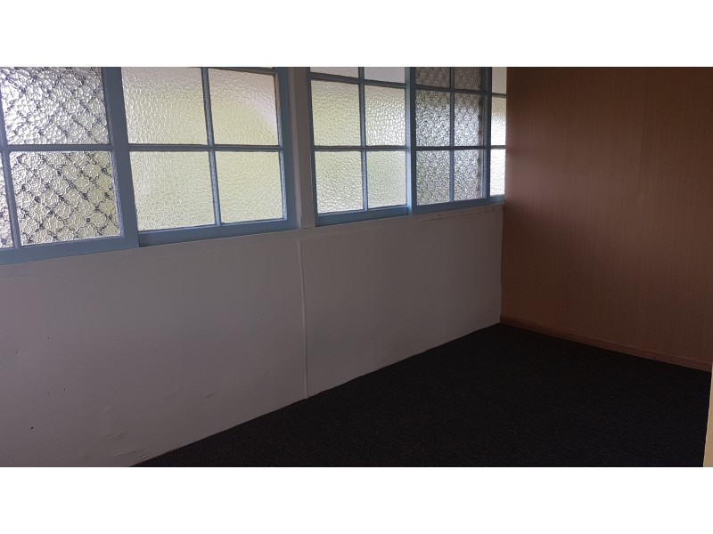 26 Central St, Mount Morgan QLD 4714