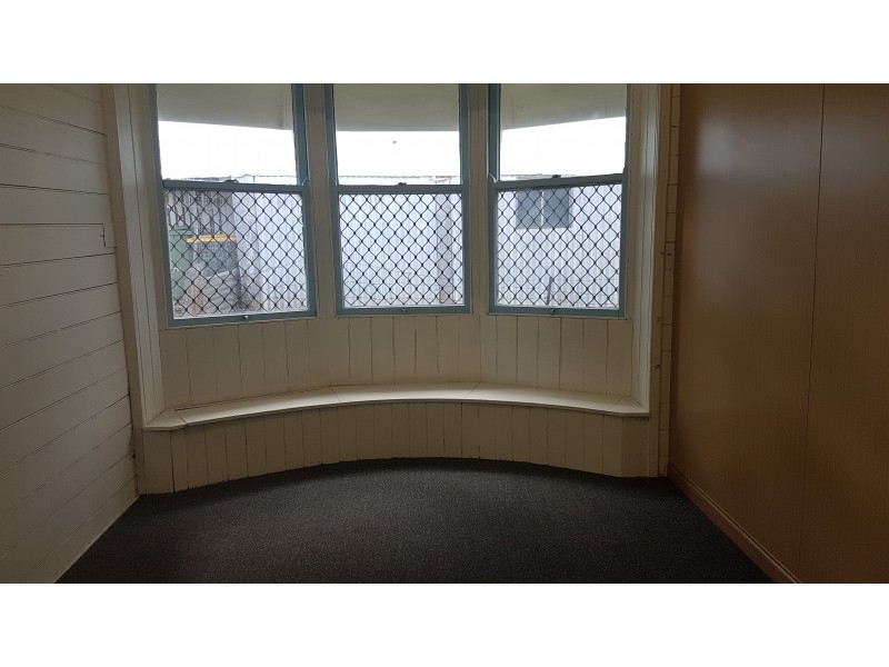26 Central St, Mount Morgan QLD 4714