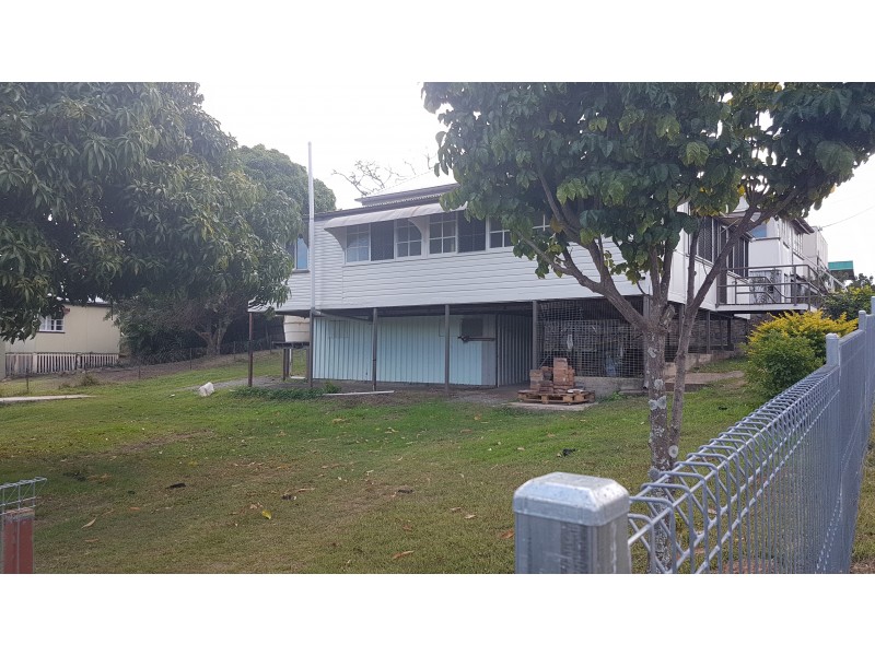 26 Central St, Mount Morgan QLD 4714