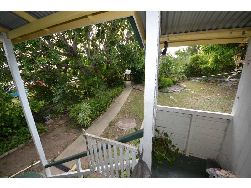 196 North St, West Rockhampton QLD 4700
